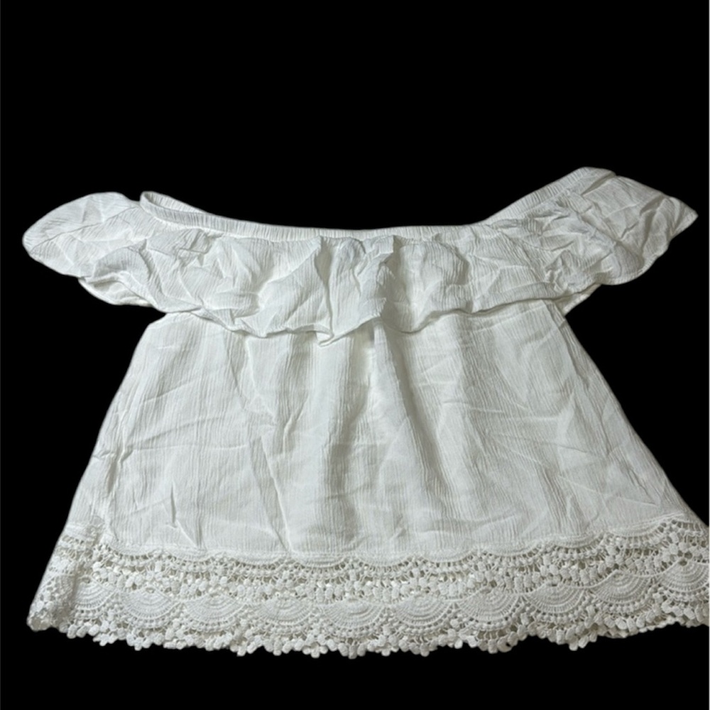 White Off‎ The Shoulder Top